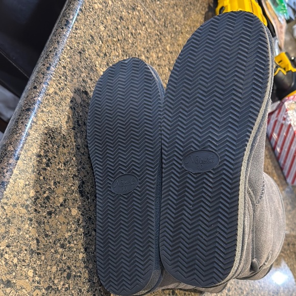 Classic Short Grey Boots - Picture 13 of 16